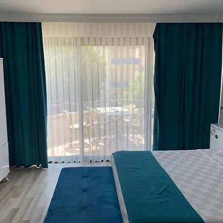 Amsterdam Boutique Couette-café Kusadası